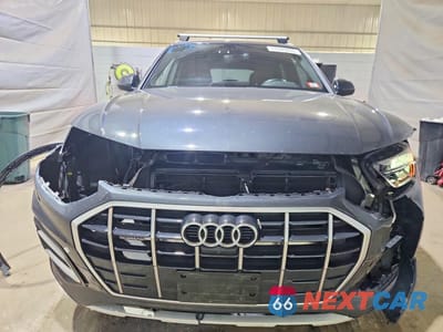 Piąte zdjęcie samochodu w środku: 2021 AUDI Q5 PREMIUM PLUS VIN:WA1BAAFY0M2072054 - miniatura