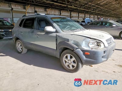 Czwarte zdjęcie samochodu z boku: 2005 HYUNDAI TUCSON GLS VIN:KM8JN72D45U111158 - miniatura