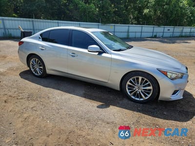 Czwarte zdjęcie samochodu z boku: 2019 INFINITI Q50 3.0T LUXE VIN:JN1EV7AR6KM554803 - miniatura