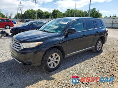 2013 TOYOTA HIGHLANDER BASE 5TDBK3EH6DS218658 - główne zdjęcie licytacji z USA - miniatura