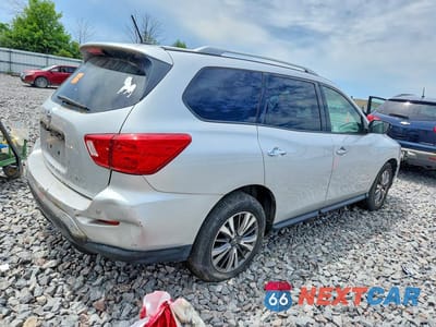 Trzecie zdjęcie samochodu z tyłu: 2018 NISSAN PATHFINDER SV VIN:5N1DR2MN7JC616217 - miniatura