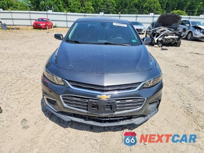 Piąte zdjęcie samochodu w środku: 2017 CHEVROLET MALIBU LS VIN:1G1ZC5ST5HF262925 - miniatura