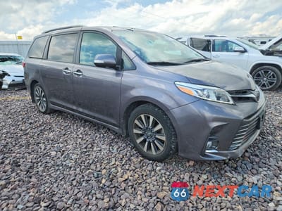 Czwarte zdjęcie samochodu z boku: 2019 TOYOTA SIENNA LIMITED 7-PASSENGER VIN:5TDYZ3DC1KS999095 - miniatura