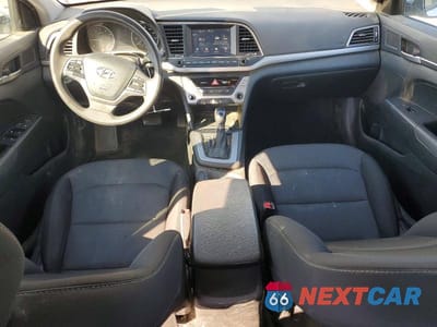 Zdjęcie 8 z 12 samochodu: 2018 HYUNDAI ELANTRA SE VIN:5NPD74LF3JH389578 - miniatura