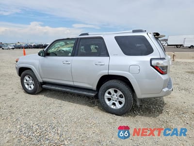 Drugie zdjęcie samochodu z przodu: 2019 TOYOTA 4RUNNER SR5 VIN:JTEBU5JR8K5662952 - miniatura