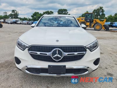 Piąte zdjęcie samochodu w środku: 2024 MERCEDES-BENZ GLC 300 4MATIC VIN:W1NKM4HB1RF226237 - miniatura