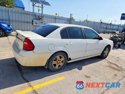 Trzecie zdjęcie samochodu z tyłu: 2004 CHEVROLET MALIBU LT VIN:1G1ZU54874F223558 - miniatura