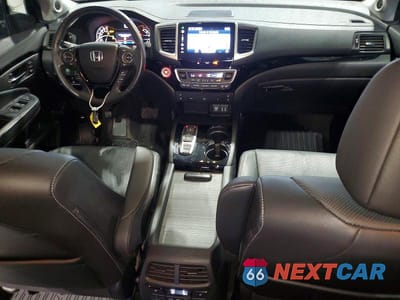 Zdjęcie 8 z 12 samochodu: 2016 HONDA PILOT ELITE VIN:5FNYF6H06GB016241 - miniatura