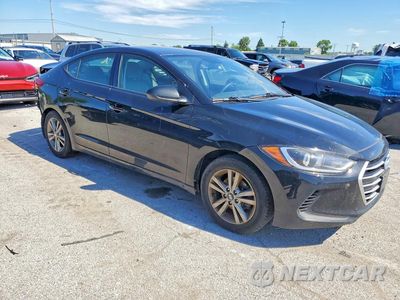 Czwarte zdjęcie samochodu z boku: 2017 HYUNDAI ELANTRA SE VIN:5NPD84LF8HH001848 - miniatura
