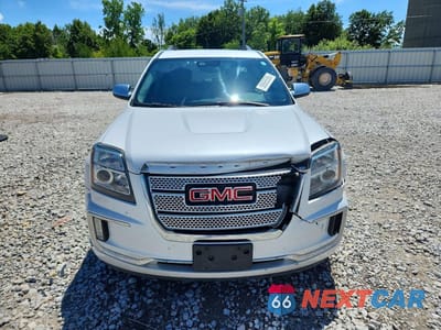 Piąte zdjęcie samochodu w środku: 2017 GMC TERRAIN DENALI VIN:2GKFLVE34H6130713 - miniatura