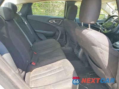 Zdjęcie 10 z 12 samochodu: 2016 CHRYSLER 200 LIMITED VIN:1C3CCCAB9GN101996 - miniatura