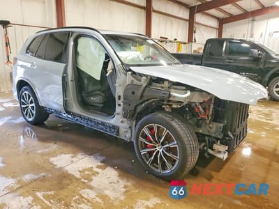 Czwarte zdjęcie samochodu z boku: 2026 BMW X5 XDRIVE50E VIN:5UX43EU02T9063521 - miniatura