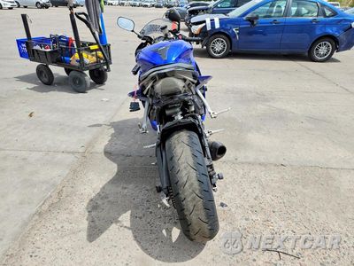 Czwarte zdjęcie samochodu z boku: 2009 YAMAHA YZFR6 C VIN:JYARJ16Y69A002992 - miniatura