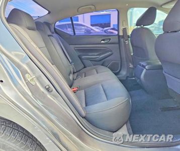 Zdjęcie 10 z 12 samochodu: 2019 NISSAN ALTIMA S VIN:1N4BL4BV7KC120711 - miniatura