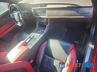Zdjęcie 8 z 12 samochodu: 2017 JAGUAR XF S VIN:SAJBM4BV9HCY31473 - miniatura