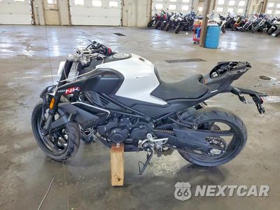 Trzecie zdjęcie samochodu z tyłu: 2025 CF MOTO 450NK VIN:LCEPESLB4S6002200 - miniatura