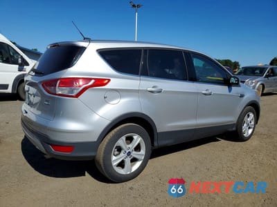 Trzecie zdjęcie samochodu z tyłu: 2015 FORD ESCAPE SE VIN:1FMCU9GX4FUB35777 - miniatura