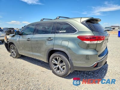 Drugie zdjęcie samochodu z przodu: 2017 TOYOTA HIGHLANDER HYBRID LE VIN:5TDBGRFH2HS033256 - miniatura
