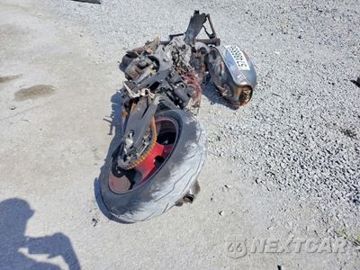 Czwarte zdjęcie samochodu z boku: 2026 SUZUKI GSX-R750 VIN:JS1GR7MA3T7101250 - miniatura