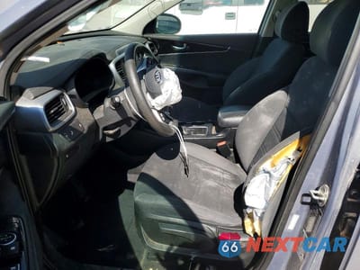 Zdjęcie 7 z 13 samochodu: 2020 KIA SORENTO LX VIN:5XYPG4A31LG652411 - miniatura