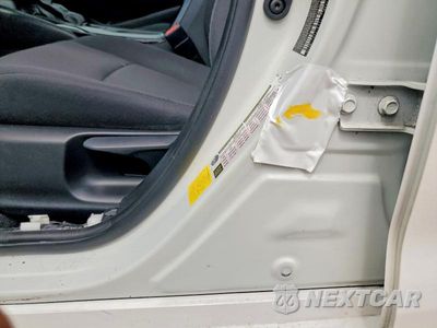 Zdjęcie 12 z 13 samochodu: 2020 TOYOTA COROLLA LE VIN:5YFEPRAE6LP100341 - miniatura