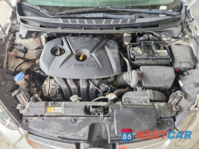 Zdjęcie 11 z 12 samochodu: 2016 HYUNDAI ELANTRA SE VIN:5NPDH4AE1GH740200 - miniatura