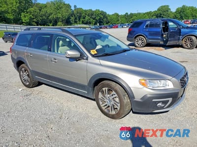 Czwarte zdjęcie samochodu z boku: 2014 VOLVO XC70 3.2 VIN:YV4952BZ7E1185193 - miniatura