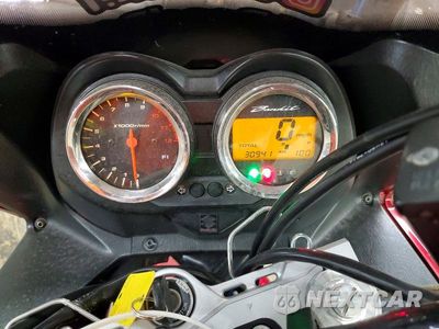 Zdjęcie 7 z 9 samochodu: 2007 SUZUKI GSF1250 S VIN:JS1GW72A872101260 - miniatura