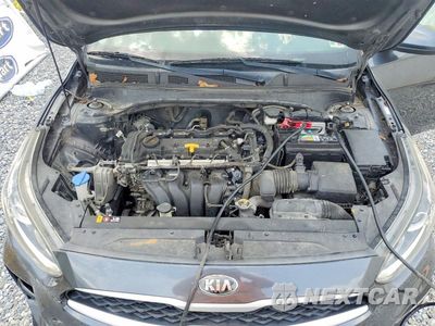 Zdjęcie 11 z 13 samochodu: 2019 KIA FORTE LXS VIN:3KPF24AD7KE091758 - miniatura