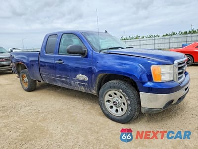 Czwarte zdjęcie samochodu z boku: 2013 GMC SIERRA K1500 SL VIN:1GTR2UEA0DZ229676 - miniatura