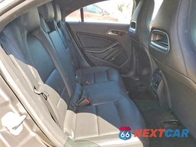 Zdjęcie 10 z 12 samochodu: 2014 MERCEDES-BENZ CLA 250 VIN:WDDSJ4EB6EN142067 - miniatura