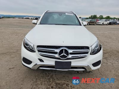 Piąte zdjęcie samochodu w środku: 2019 MERCEDES-BENZ GLC 350E VIN:WDC0G5EB6KF514917 - miniatura
