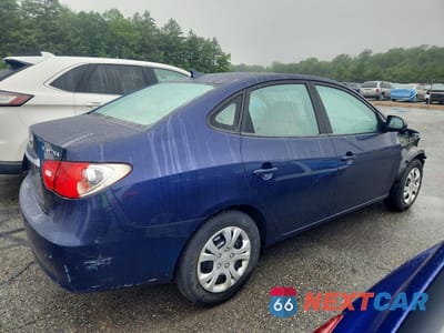 Trzecie zdjęcie samochodu z tyłu: 2010 HYUNDAI ELANTRA GLS VIN:KMHDU4AD3AU160572 - miniatura