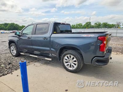 Drugie zdjęcie samochodu z przodu: 2020 CHEVROLET SILVERADO K1500 CUSTOM VIN:1GCUYBEF2LZ239228 - miniatura