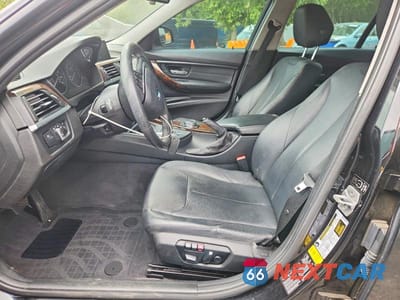 Zdjęcie 7 z 13 samochodu: 2015 BMW 328 XI VIN:WBA3B3G5XFNT18078 - miniatura