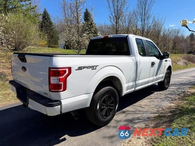 Trzecie zdjęcie samochodu z tyłu: 2019 FORD F150 SUPER CAB VIN:1FTEX1EP4KFA03349 - miniatura