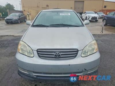 Piąte zdjęcie samochodu w środku: 2004 TOYOTA COROLLA S VIN:2T1BR32E84C206011 - miniatura
