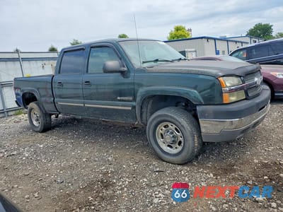 Czwarte zdjęcie samochodu z boku: 2003 CHEVROLET SILVERADO K2500 HEAVY DUTY VIN:1GCHK23U93F165683 - miniatura