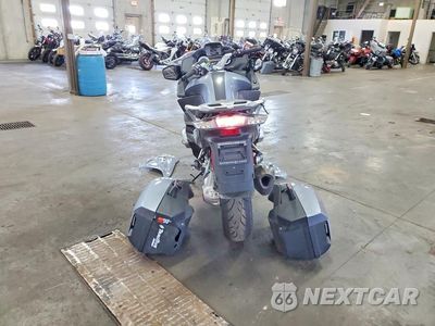 Czwarte zdjęcie samochodu z boku: 2014 BMW R1200 RT VIN:WB10A1305EZ190859 - miniatura