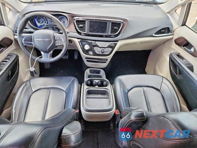 Zdjęcie 8 z 13 samochodu: 2020 CHRYSLER VOYAGER LXI VIN:2C4RC1DG0LR286163 - miniatura