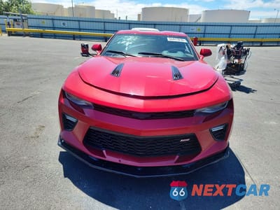 Piąte zdjęcie samochodu w środku: 2018 CHEVROLET CAMARO SS VIN:1G1FF1R76J0186197 - miniatura