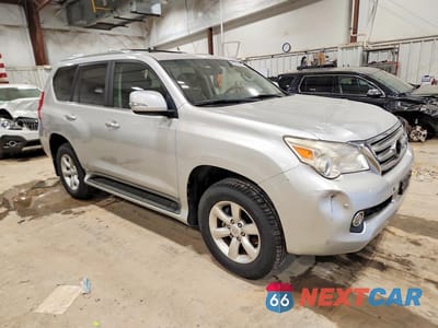 Czwarte zdjęcie samochodu z boku: 2010 LEXUS GX 460 VIN:JTJBM7FX3A5016527 - miniatura