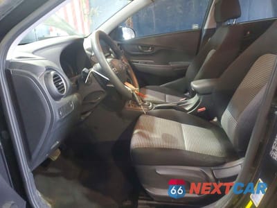 Zdjęcie 7 z 14 samochodu: 2018 HYUNDAI KONA SE VIN:KM8K1CAA9JU130430 - miniatura