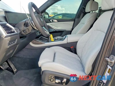 Zdjęcie 7 z 13 samochodu: 2026 BMW X7 XDRIVE40I VIN:5UX23EM06T9374702 - miniatura