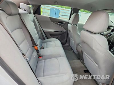 Zdjęcie 10 z 12 samochodu: 2021 CHEVROLET MALIBU LS VIN:1G1ZC5ST5MF056563 - miniatura