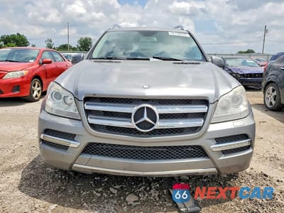 Piąte zdjęcie samochodu w środku: 2012 MERCEDES-BENZ GL 450 4MATIC VIN:4JGBF7BE3CA774004 - miniatura
