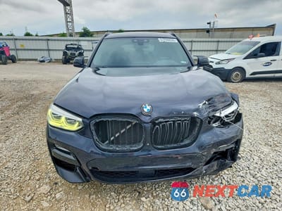 Piąte zdjęcie samochodu w środku: 2018 BMW X3 XDRIVEM40I VIN:5UXTS3C59J0Y94628 - miniatura