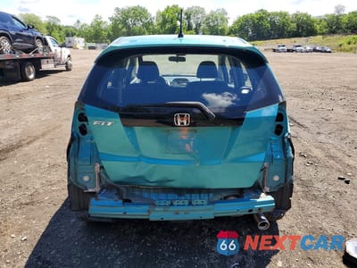 Zdjęcie 6 z 13 samochodu: 2012 HONDA FIT SPORT VIN:JHMGE8H53CC010943 - miniatura