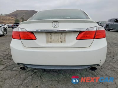 Zdjęcie 6 z 12 samochodu: 2014 HONDA ACCORD SPORT VIN:1HGCR2F52EA250571 - miniatura