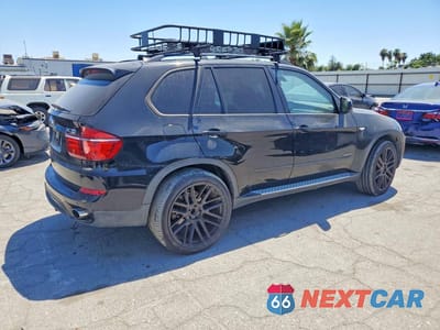 Trzecie zdjęcie samochodu z tyłu: 2011 BMW X5 XDRIVE35I VIN:5UXZV4C55BL403897 - miniatura